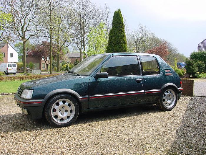 205 GTi (27)